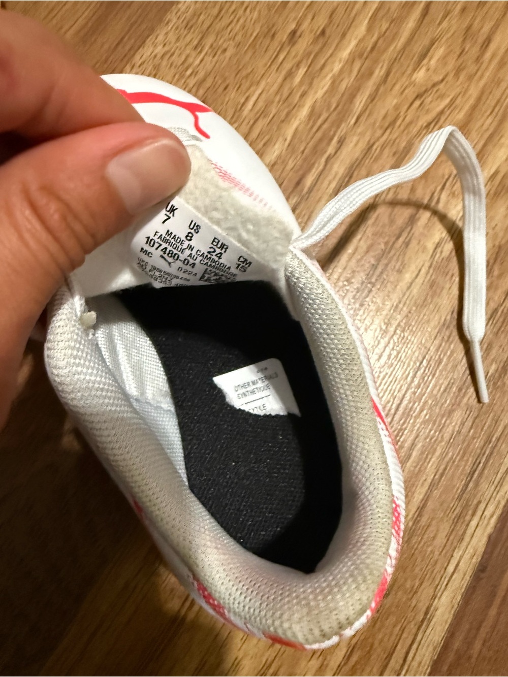 Puma cleats in Bright Pink and white - Picture 10 of 11